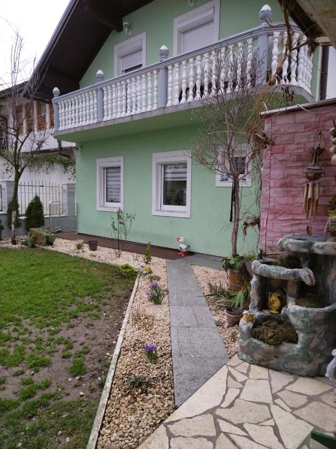 Uspinjaca Appartement SJJ Buitenkant foto
